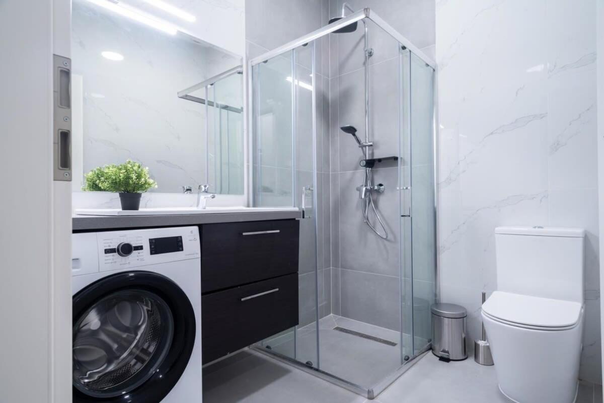 Large Apartment At Perfect Central Location Budapest Extérieur photo