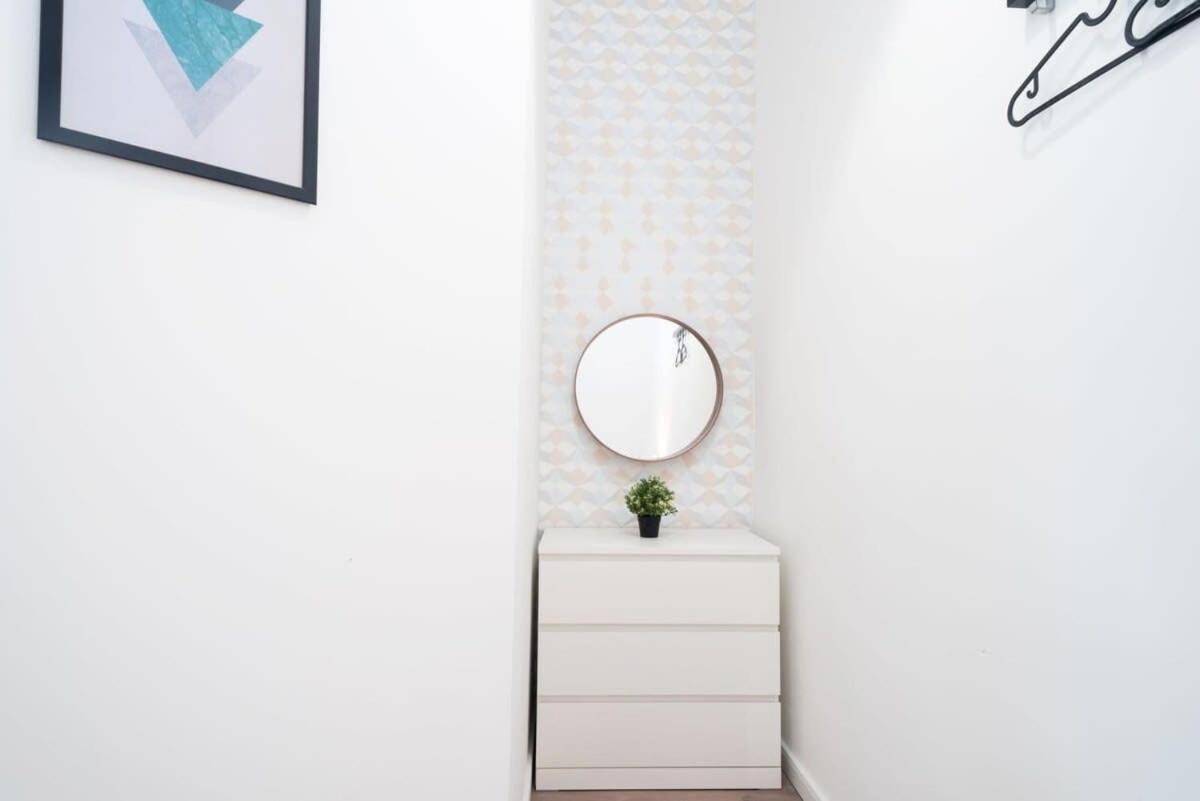Large Apartment At Perfect Central Location Budapest Extérieur photo